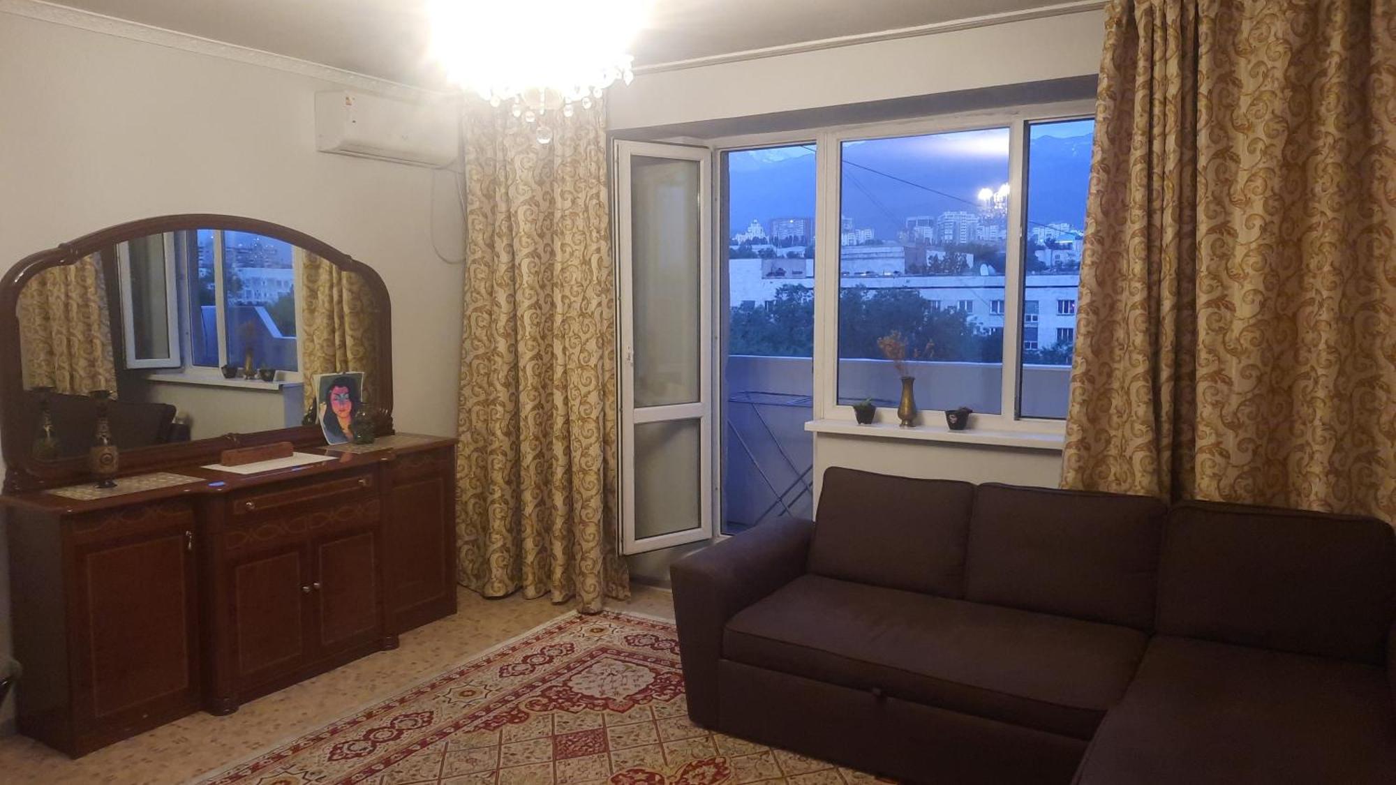 Apartment Shevchenko Panfilova Alma-Ata Exteriör bild